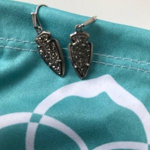 Kendra Scott arrowhead drusy earrings in silver